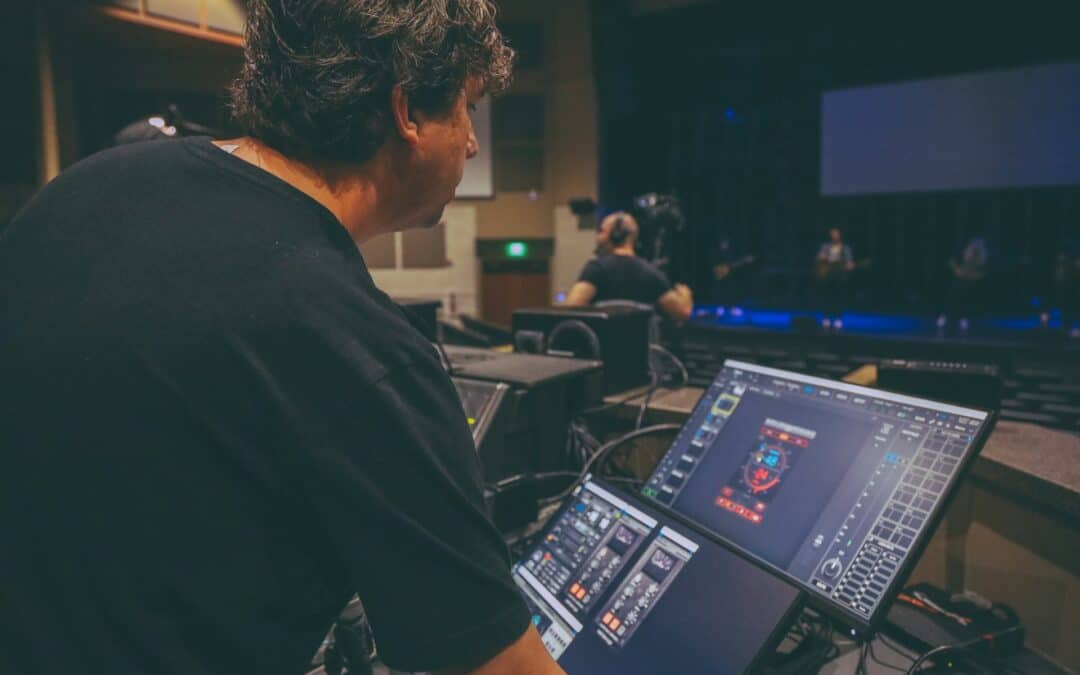 Checklist de Equipos para Conferencia: Prepara tu Evento con Tecnología Clave