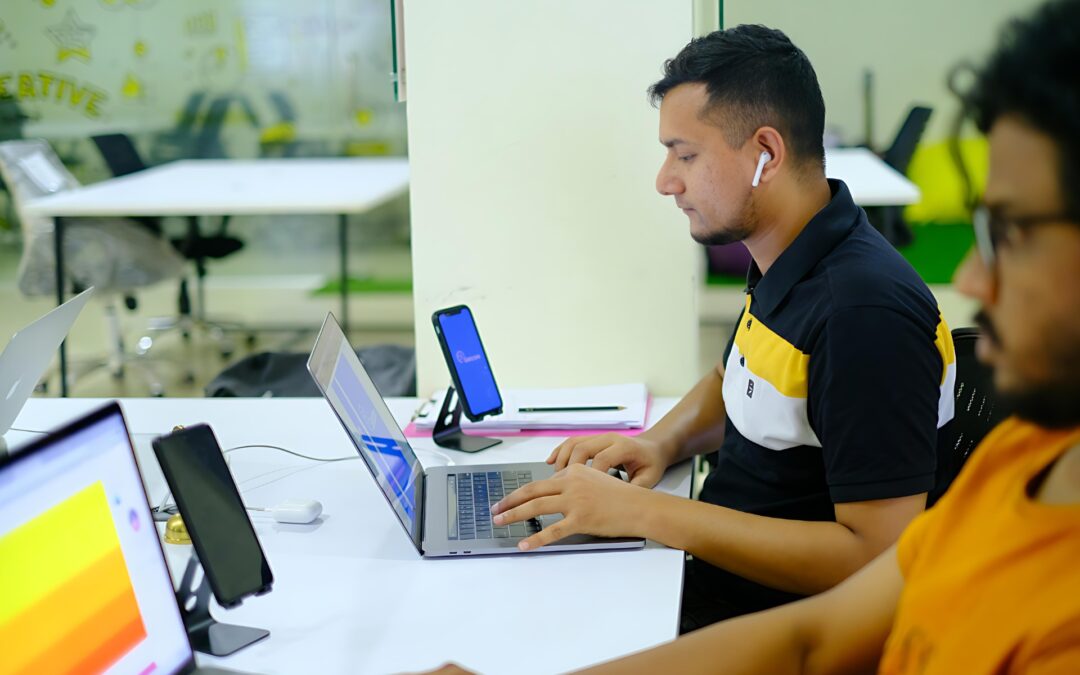 ¿Por Qué el Alquiler de Laptops es la Solución Inteligente para tu Startup?
