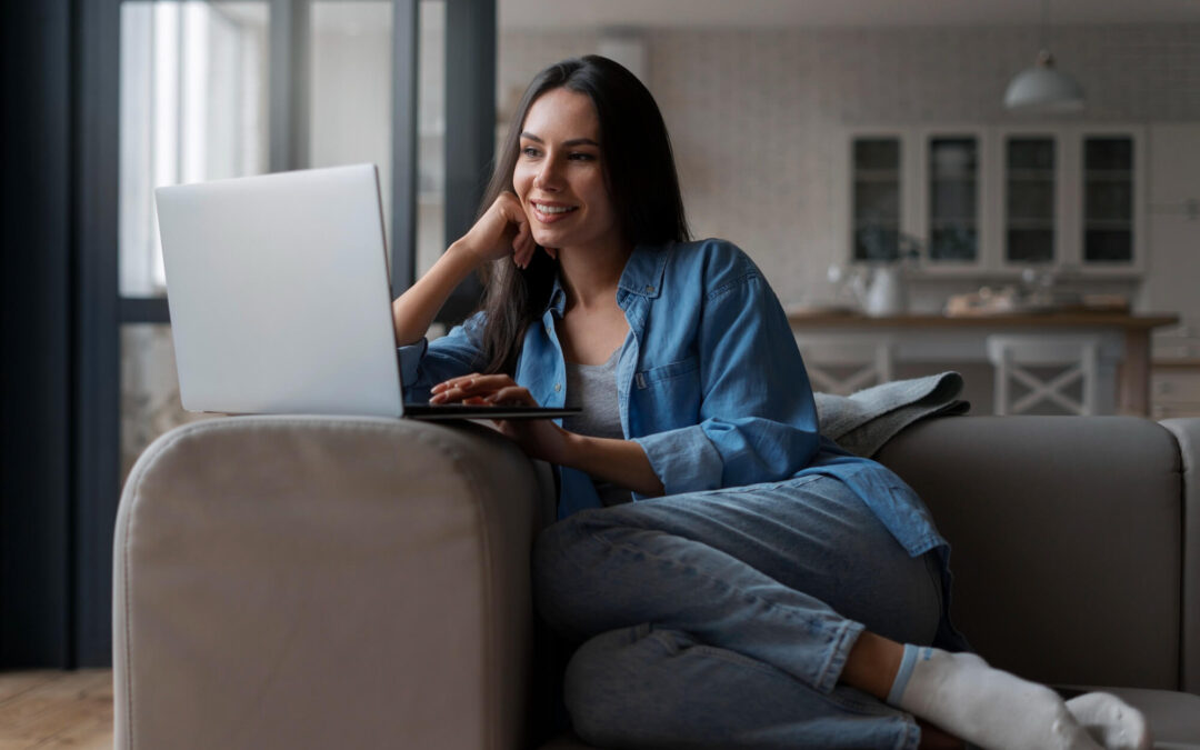 Trabajo Hibrido desde casa - Alquiler de Laptops de thuntech